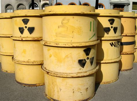 Uranium: ¿El combustible nuclear del futuro o un material radioactivo problemático?